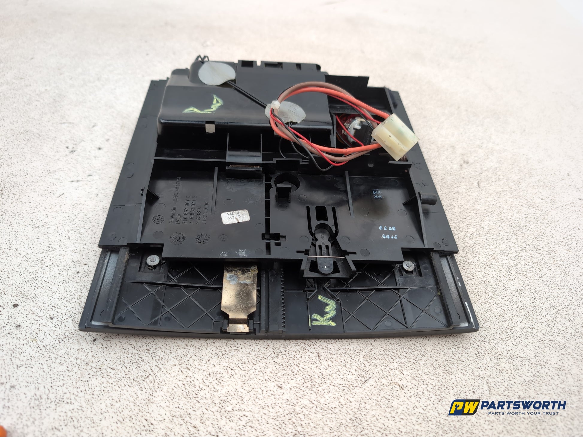 Volkswagen Touareg Altitude V6 Tdi A Ashtray Centre Console 7l6857961 2007-2009 - photo 6