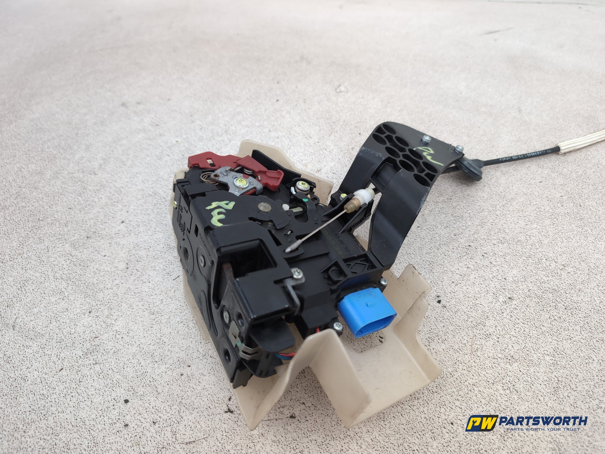 Door Back Lock LH 6