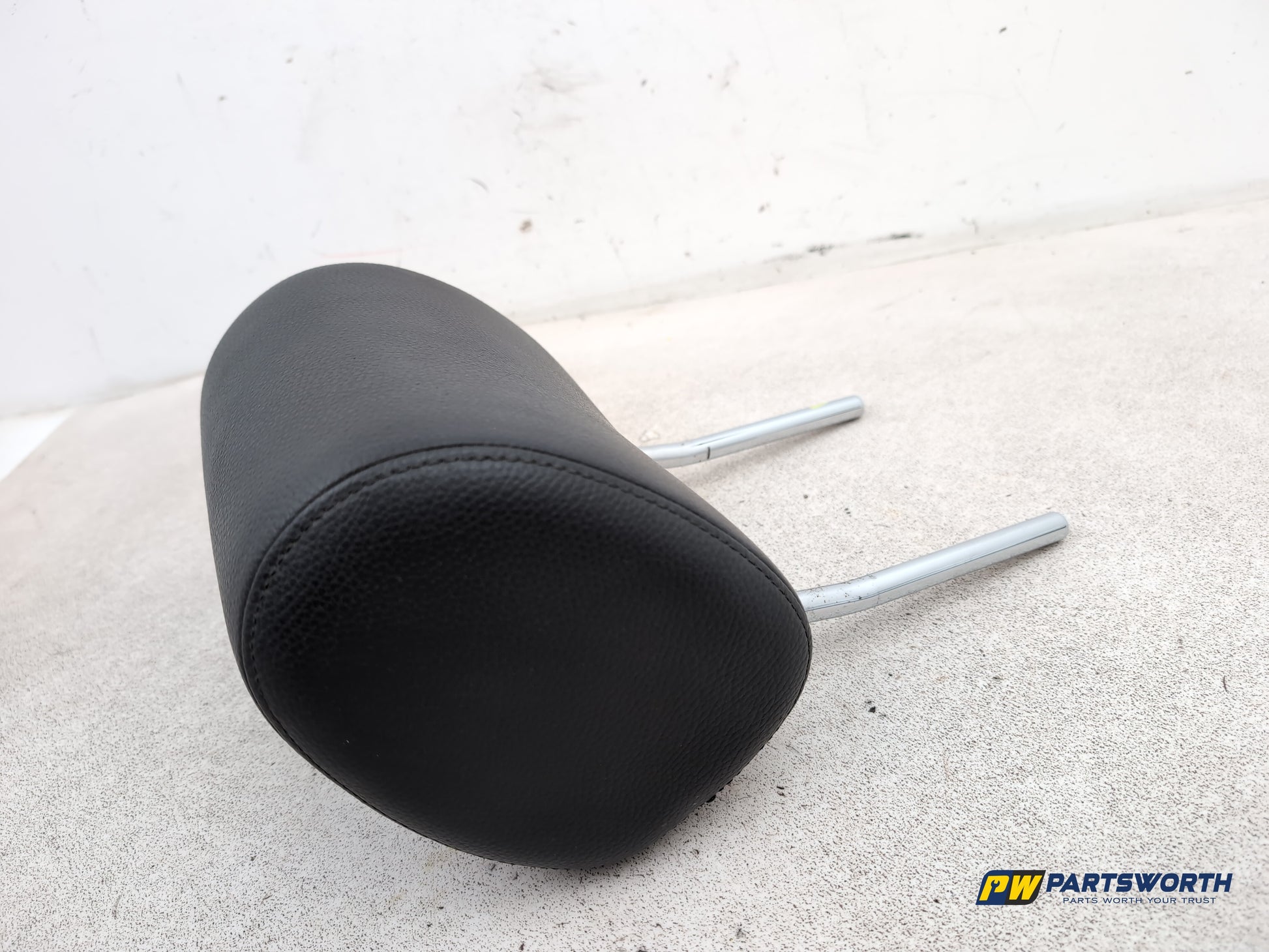 Rear Headrest 6