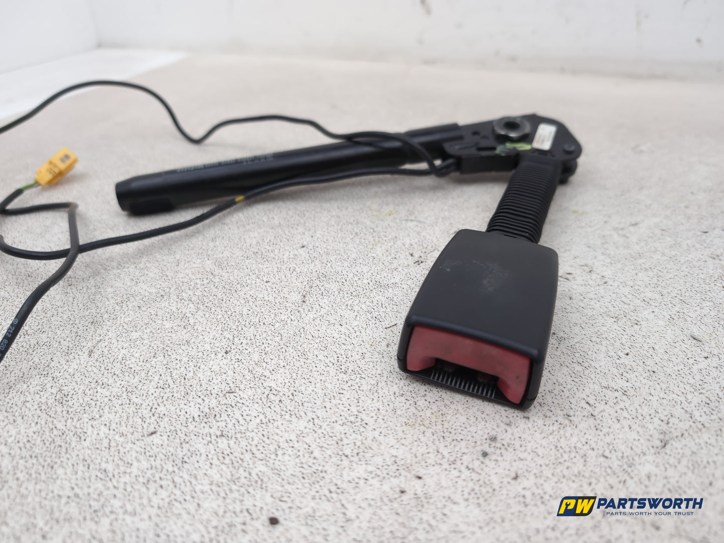 Mercedes Cls 320 Cdi Auto Seat Belt Buckle Front Lh Passenger Side A2118601969 - photo 6