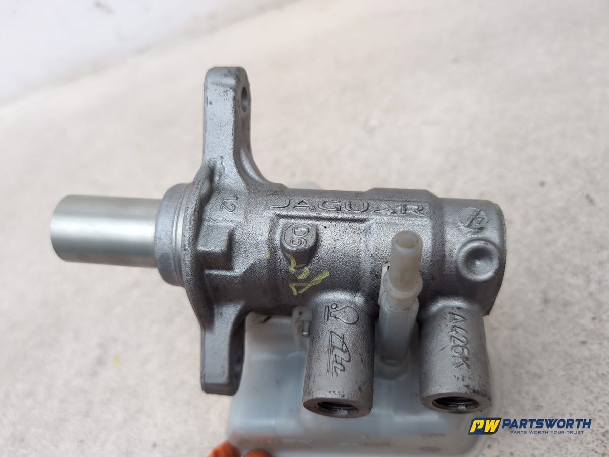 Brake Master Cylinder Assembly 6
