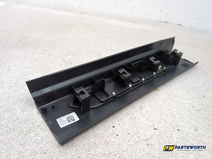 Jaguar Xf Portfolio Drivers Right Front Door Step Kickplate Gx6313200bb8pvj - photo 6