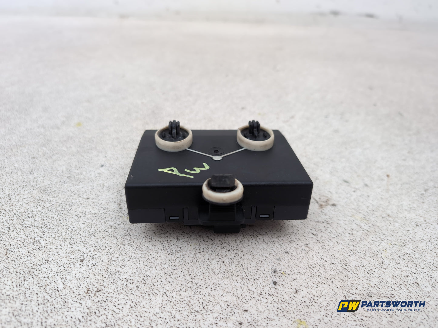 Audi A4 S Line Black Edit Tdi Quat Door Control Unit Module Ecu Front Right - photo 9