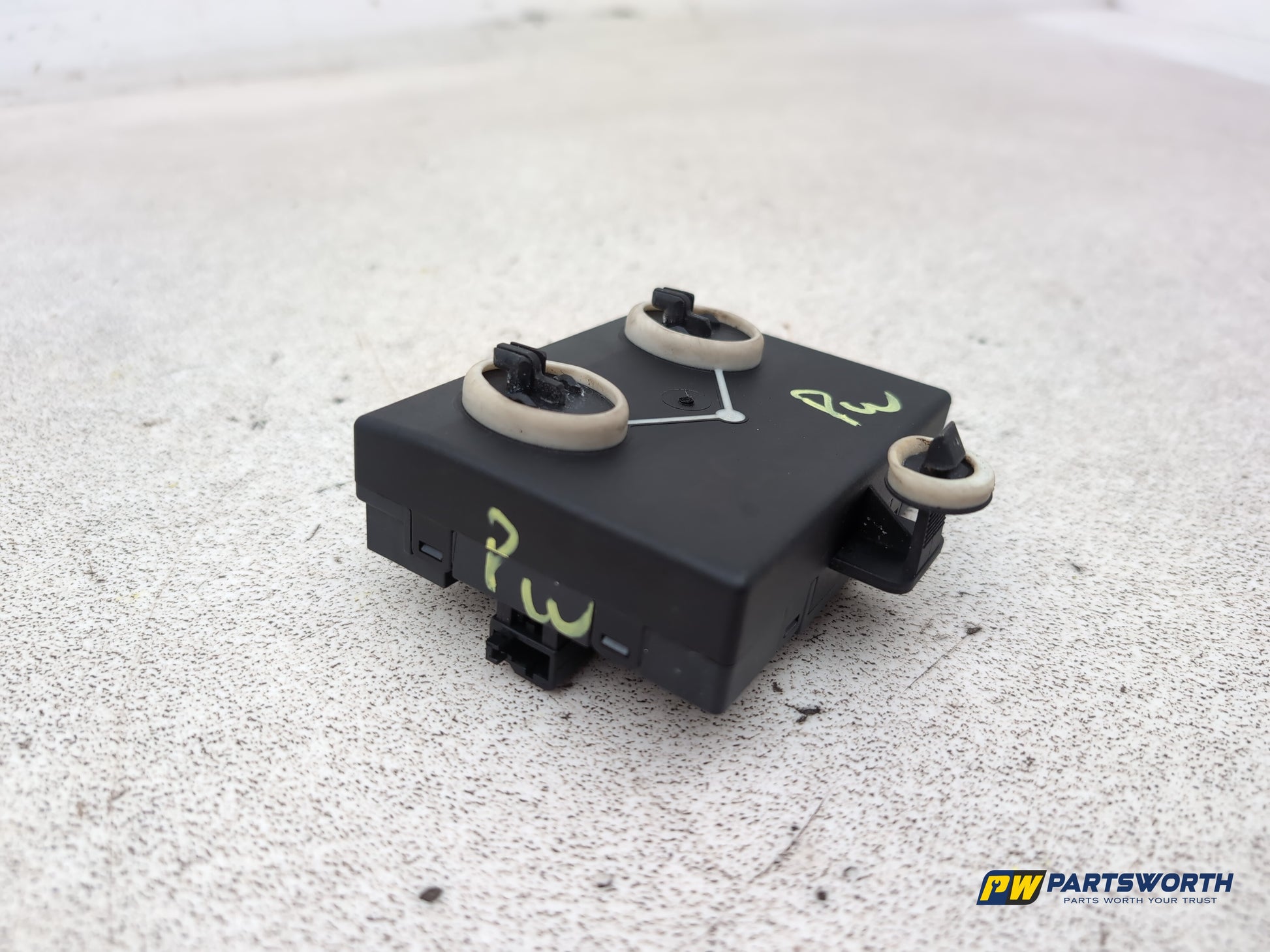 Audi A4 S Line Black Edit Tdi Quat Door Control Module Ecu Front Left 8k0959792q - photo 6