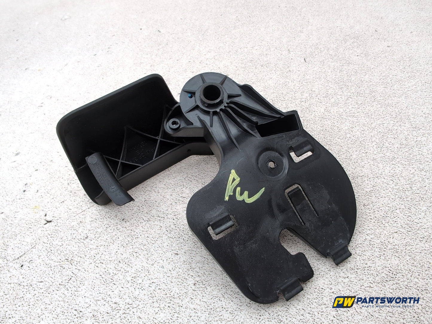 Audi A4 S Line Black Edit Tdi Quat Bonnet Release Handle 8t2823633 2012-2013 - photo 6