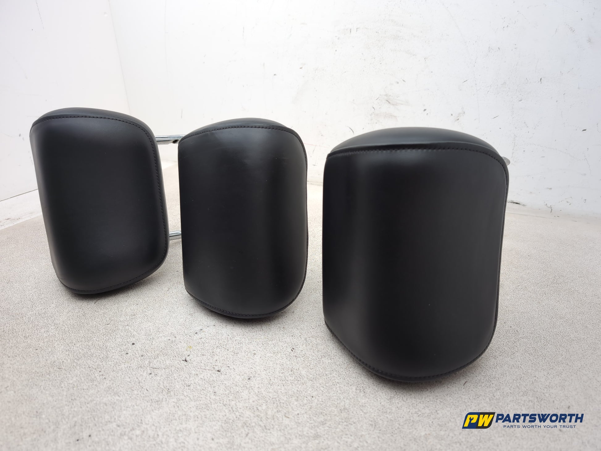 Rear Headrest 6