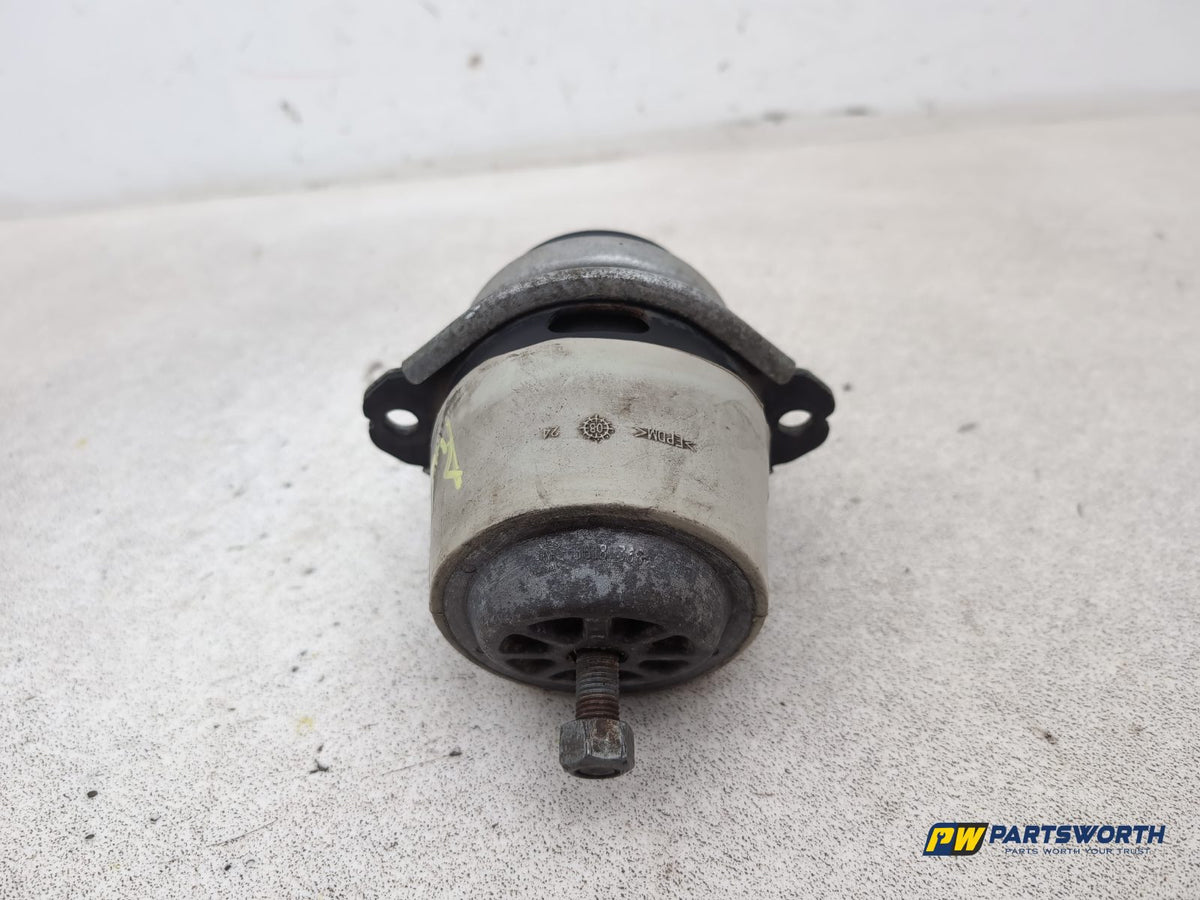 Engine Mounting RH 5