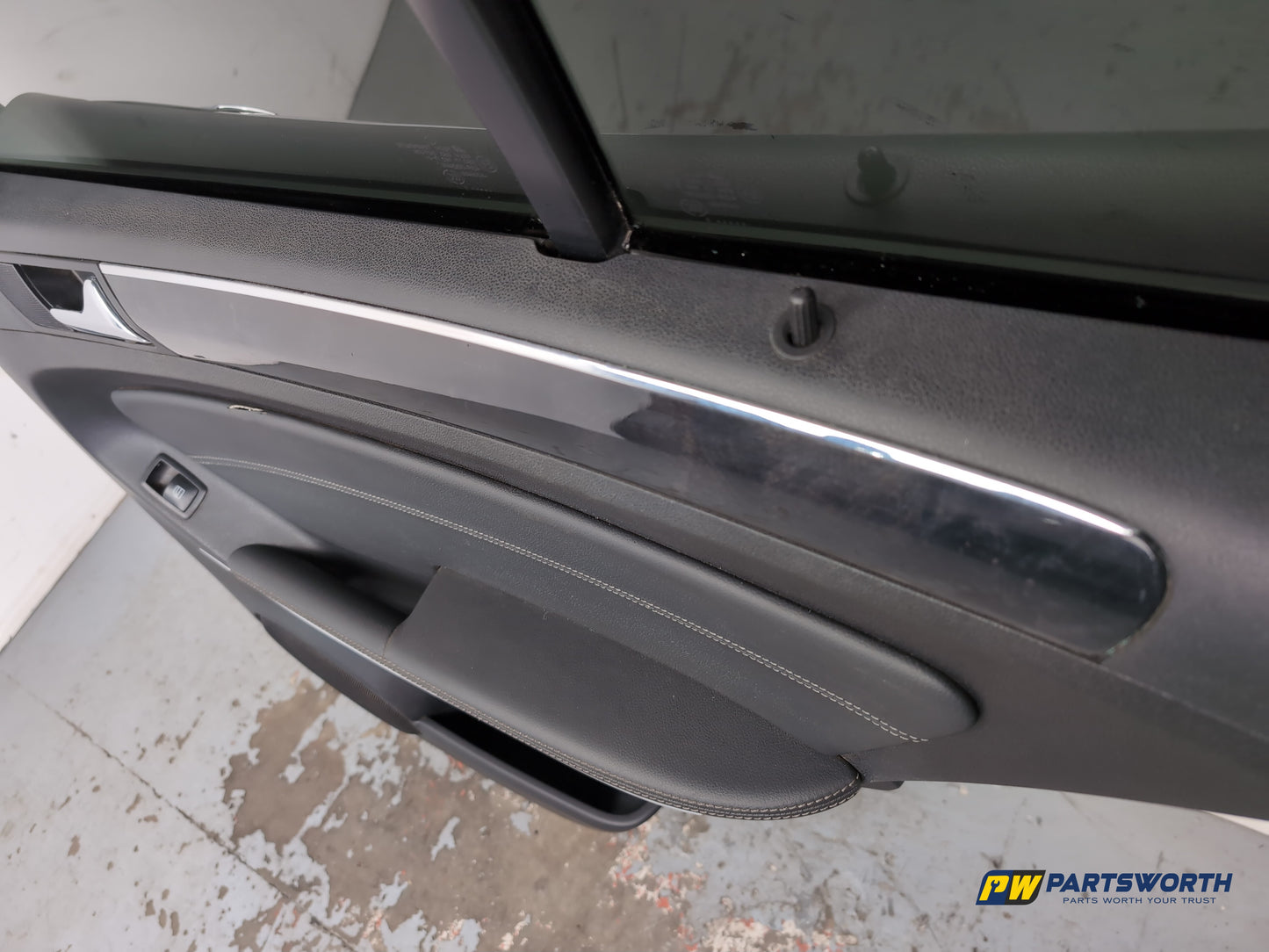Door Rear RH 18