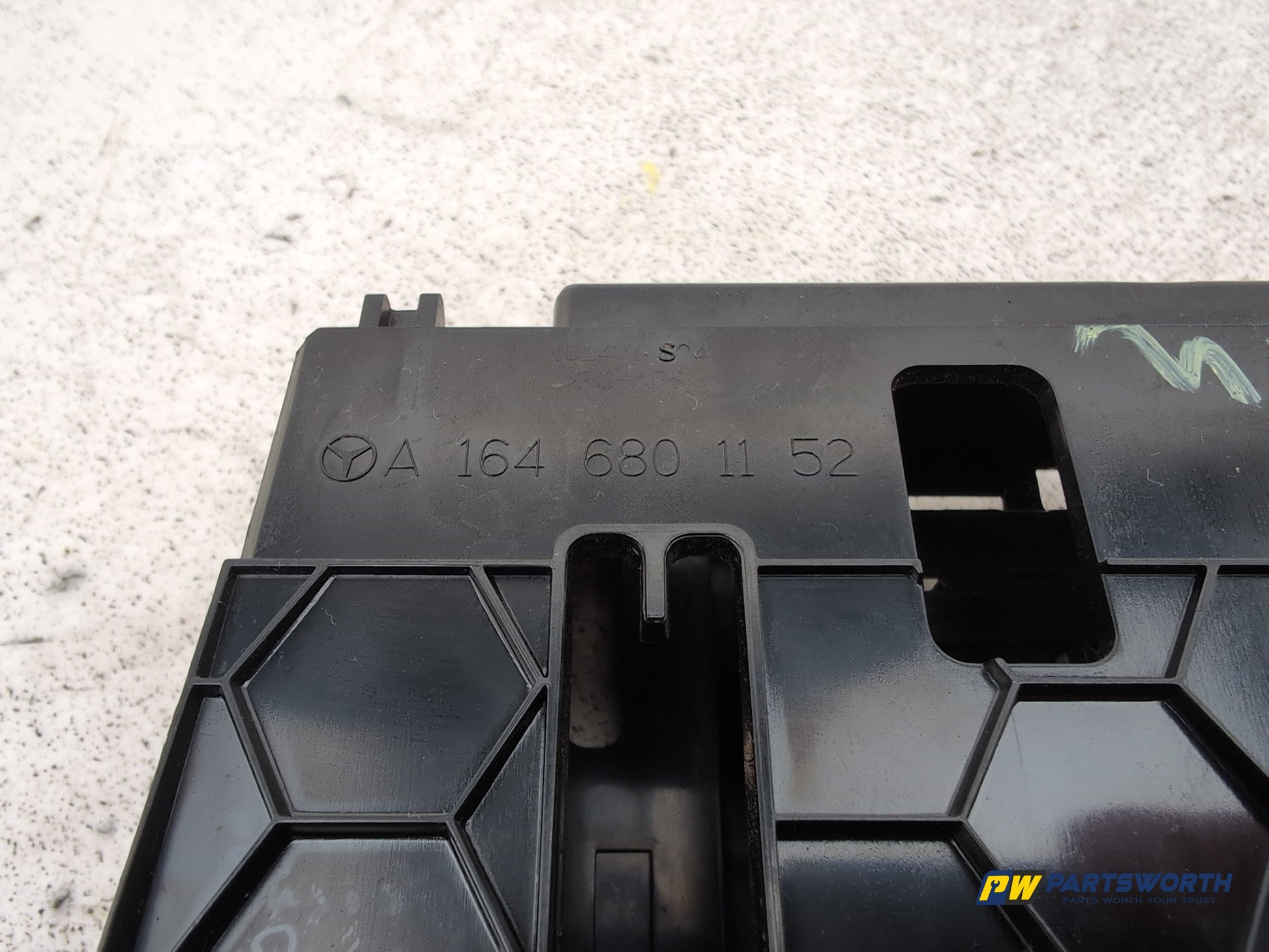 Centre Console Storage Tray 6