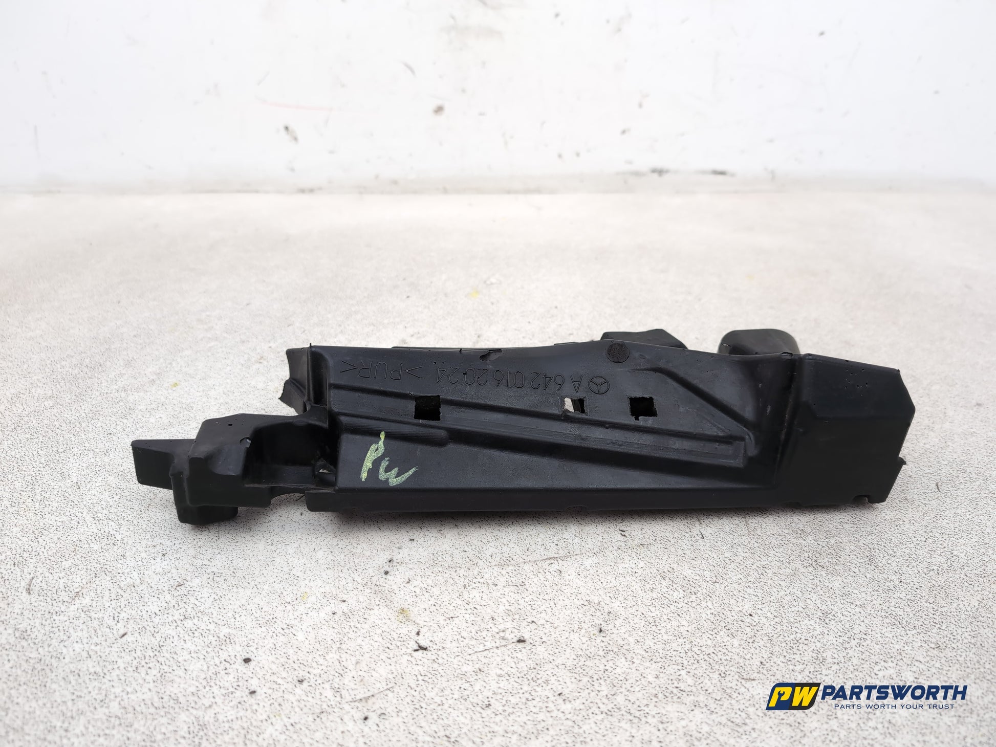 Mercedes-Benz Ml300 Sport Cdi Blue-Cy Coupe Front Engine Covers A6420162024 - photo 6