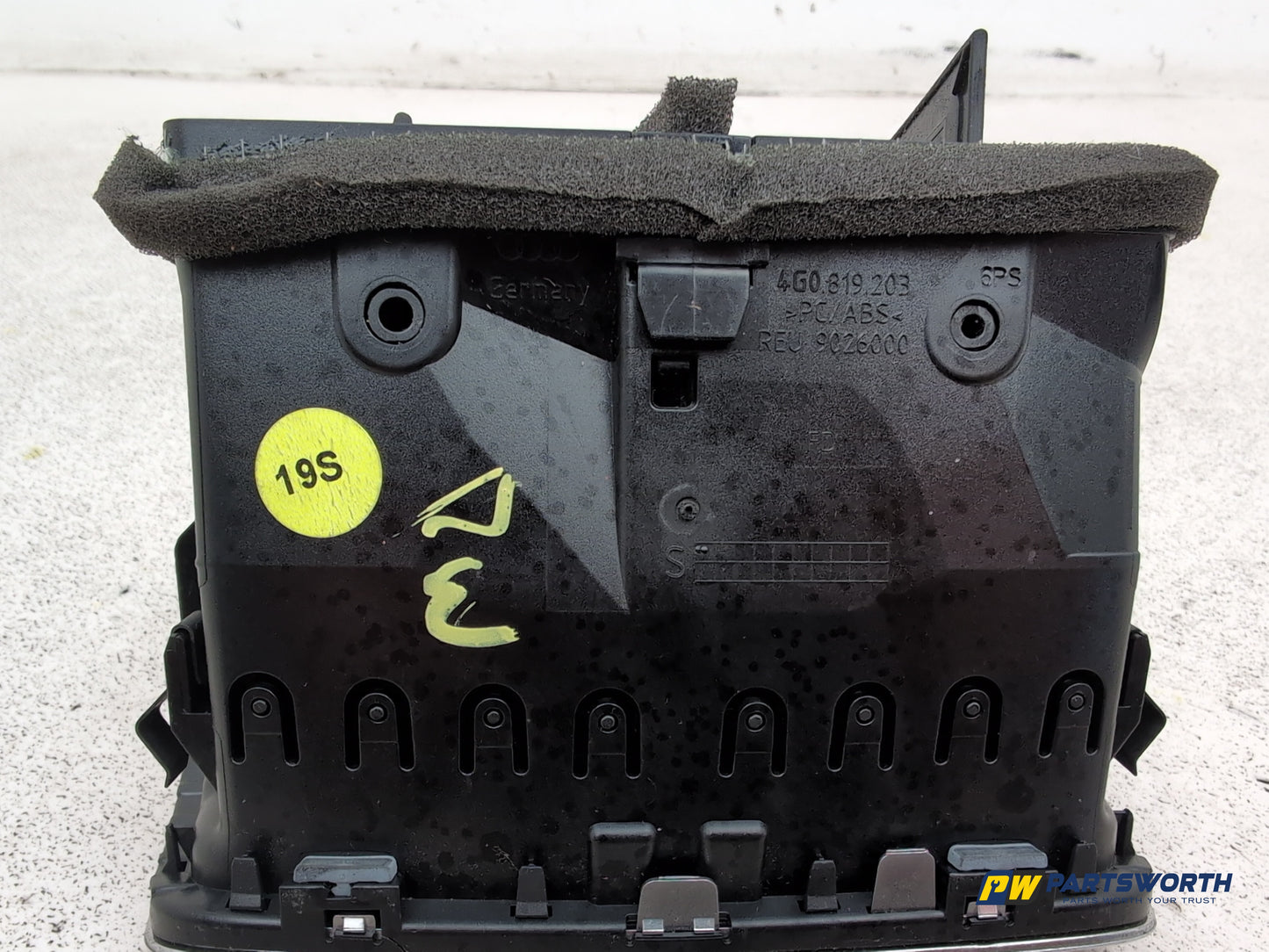 Dashboard Trim With Air Vent  6
