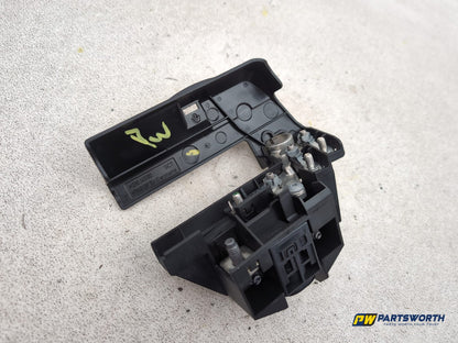 Positive Pole Battery Power Boot Distribution Fuse Box 6