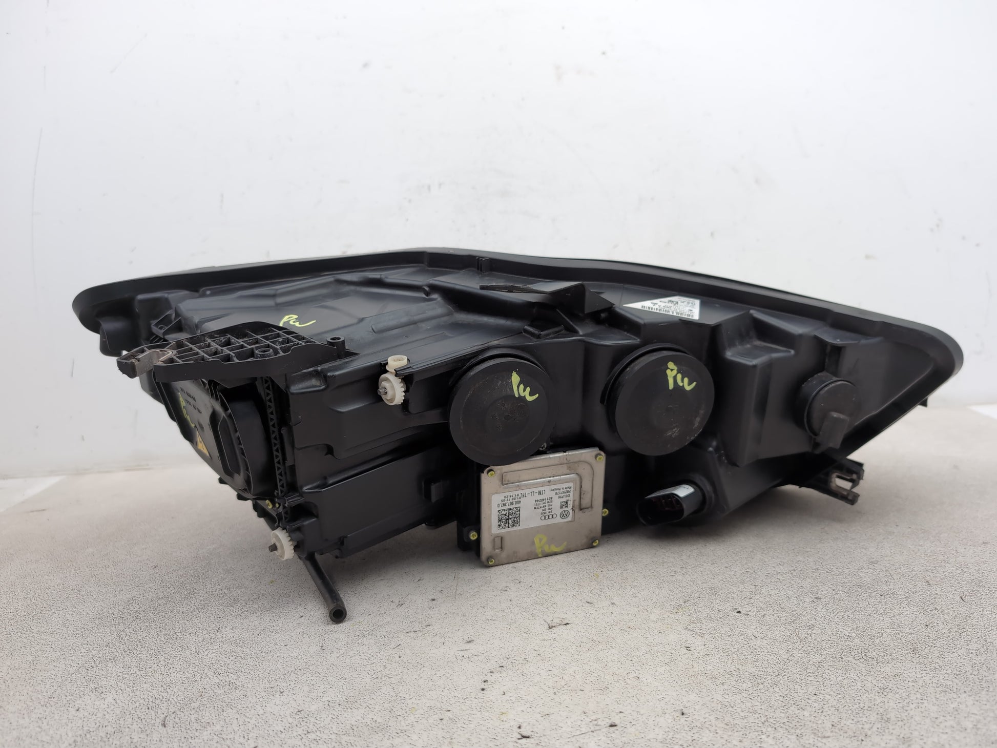 Headlamp LH 8