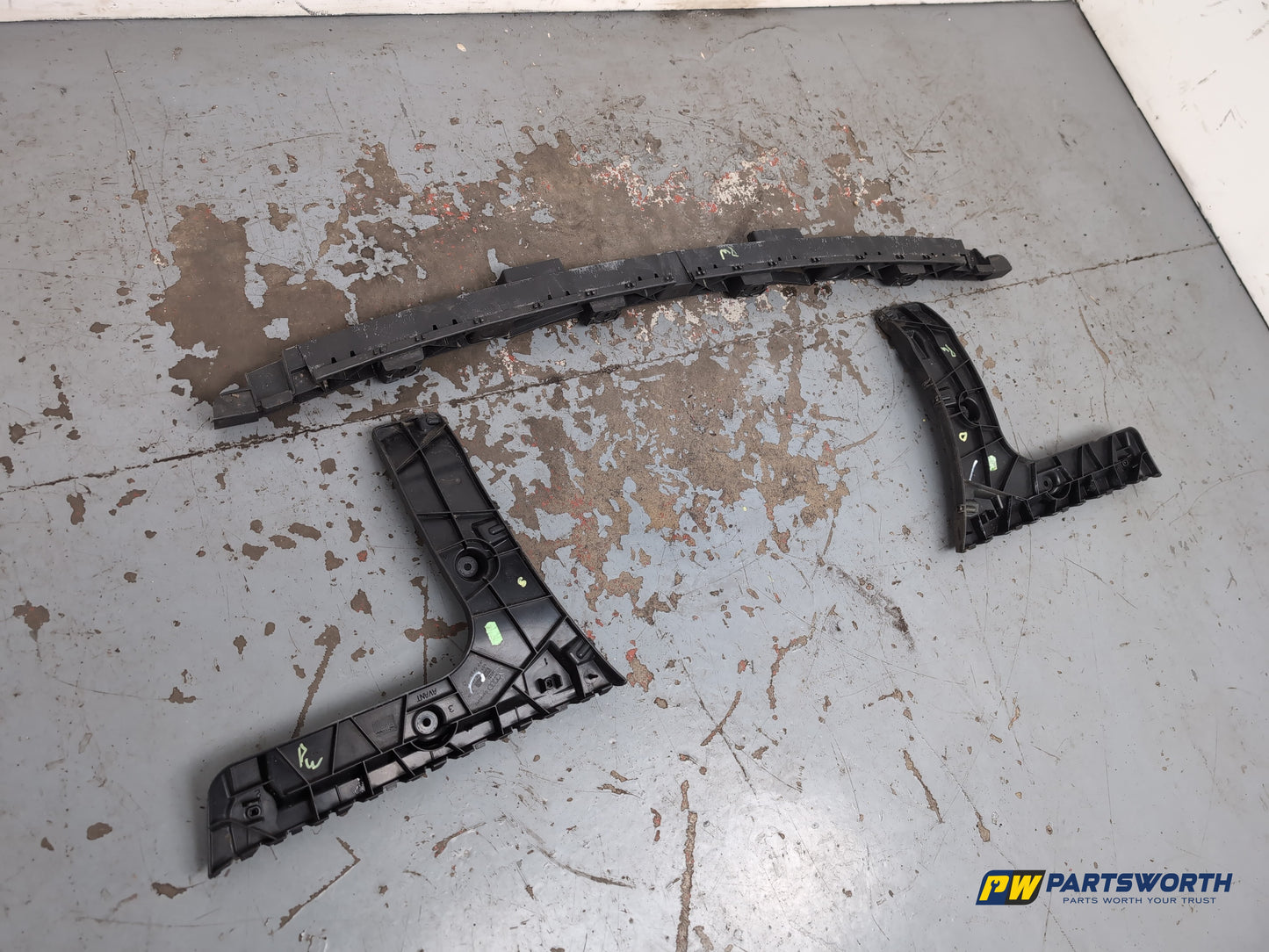 Bumper Rear Bracket LH 6