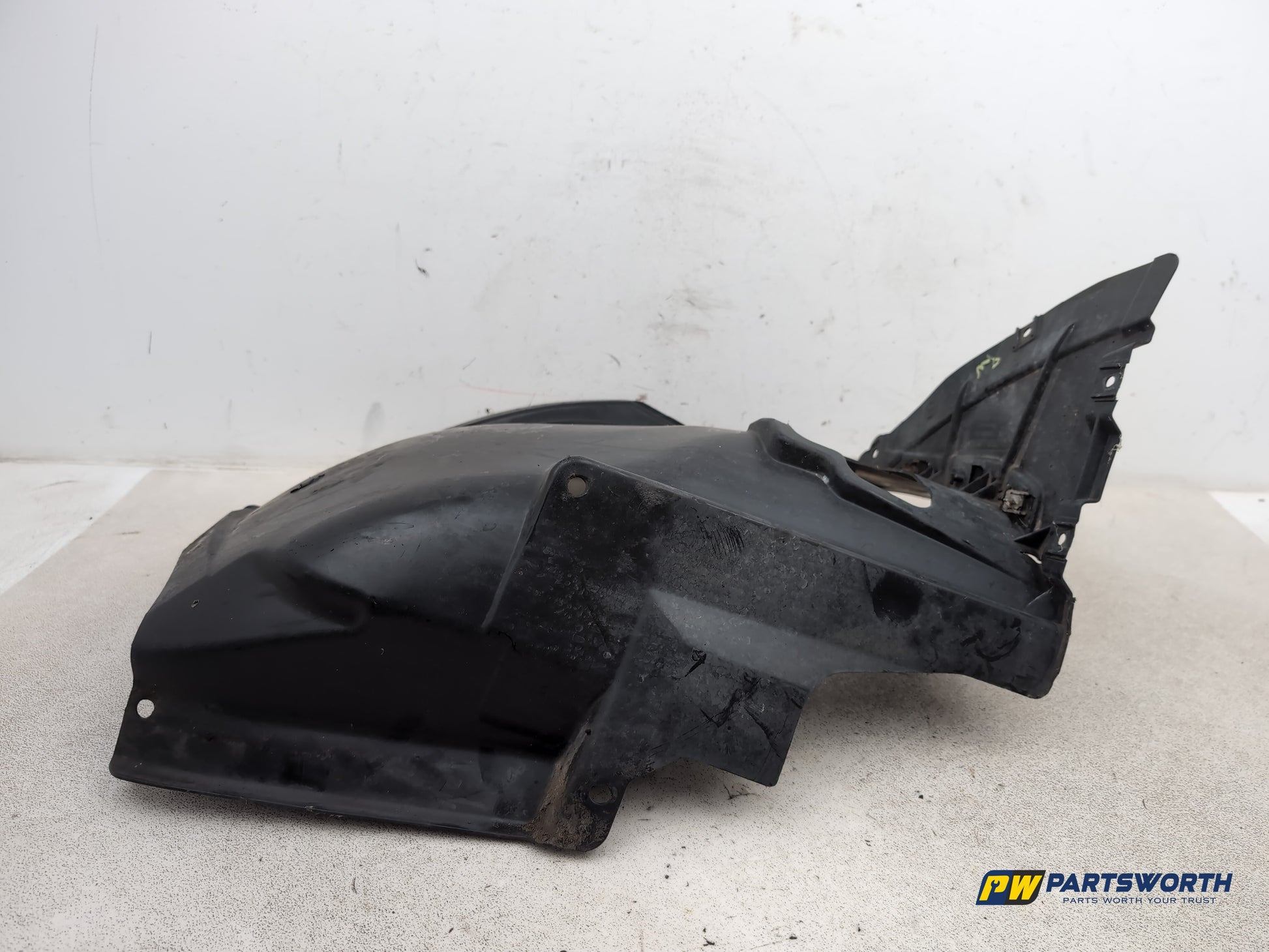 Bmw 1 Series Wheel Arch Inner Lh Passenger Side 7059375 2007-2013 - photo 6