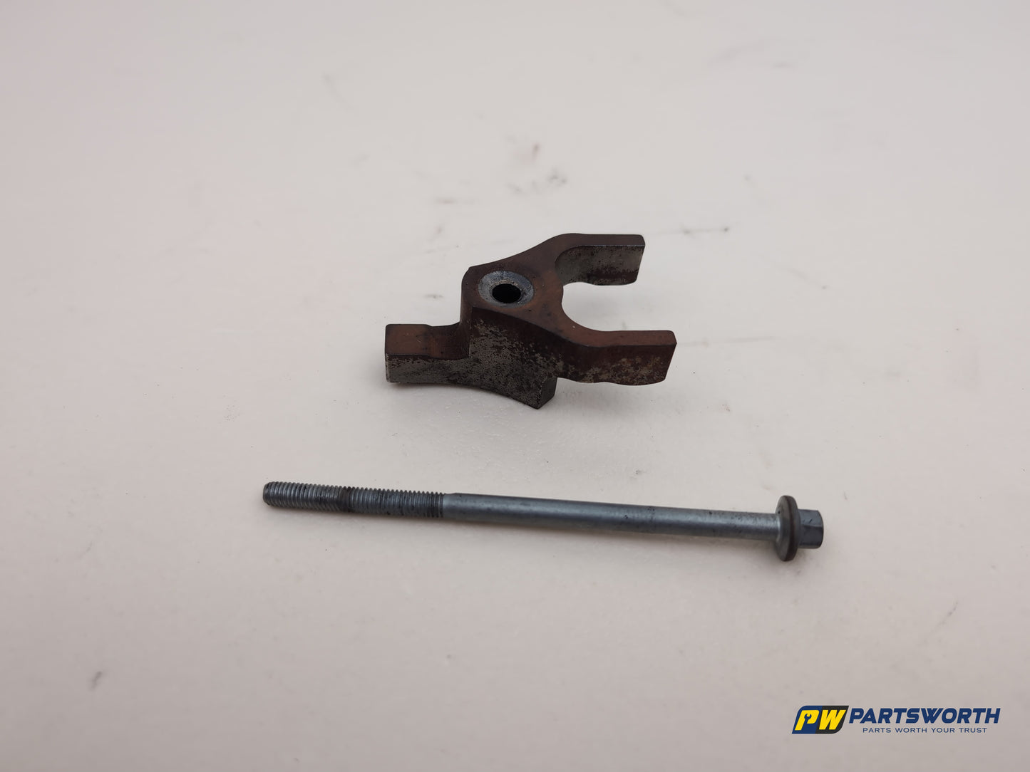 Jaguar Xf Portfolio D Fuel Injector Clamp And Bolt 2015-2019 - photo 6