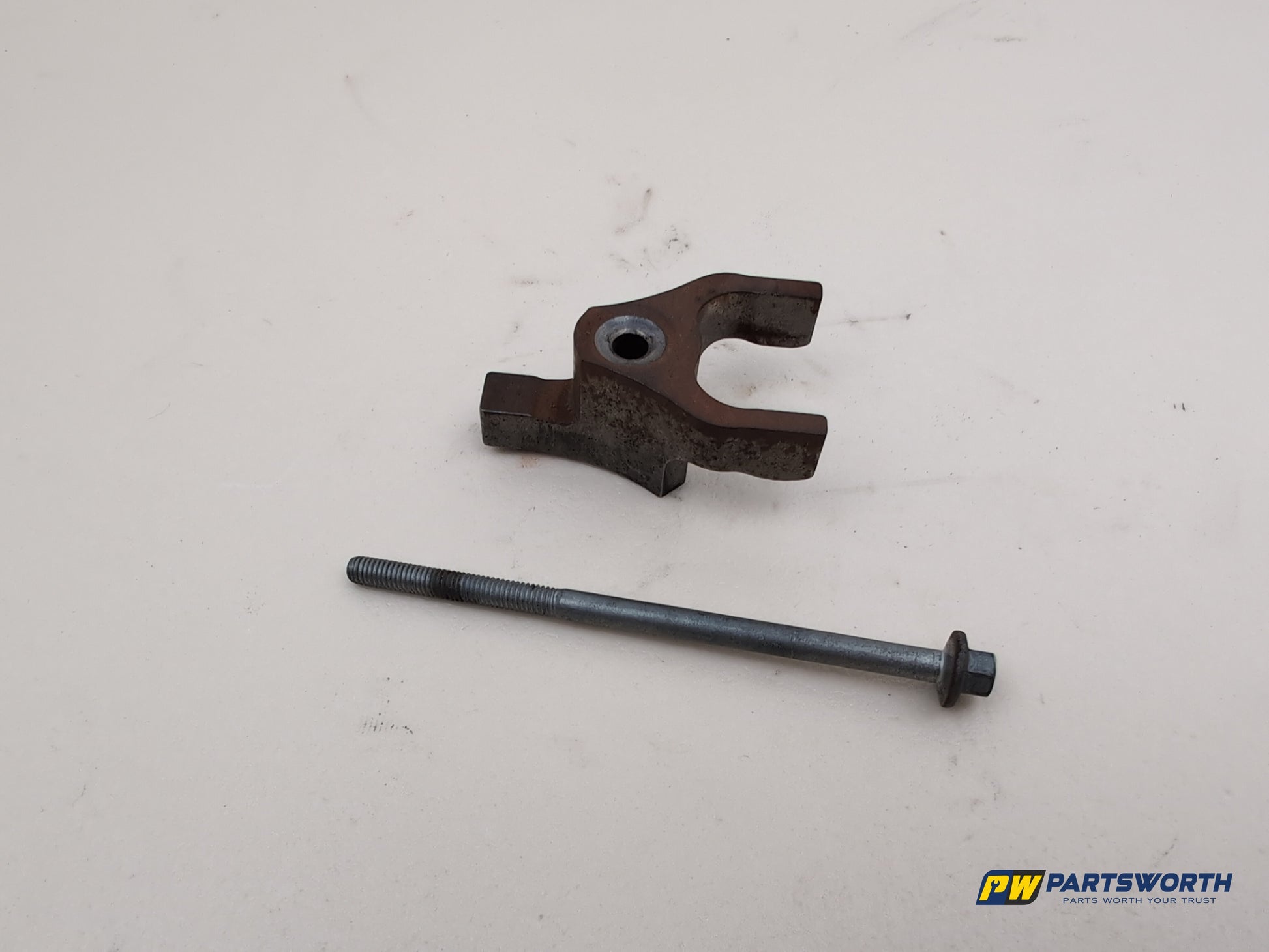 Jaguar Xf Portfolio D Fuel Injector Clamp And Bolt 2015-2019 - photo 6