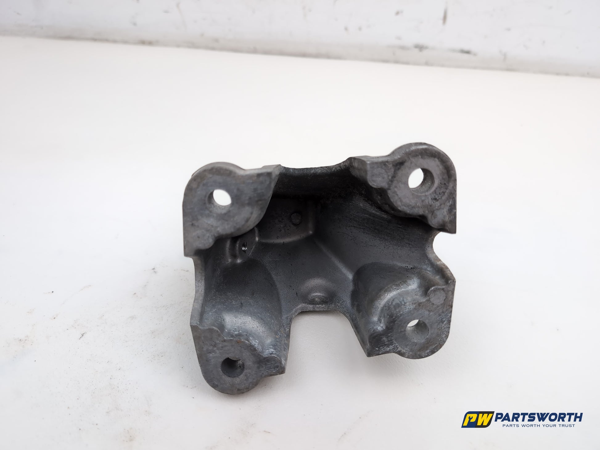 Jaguar Xf Portfolio D Left Engine Mount Bracket Gx736061fb 2015-2019 - photo 6