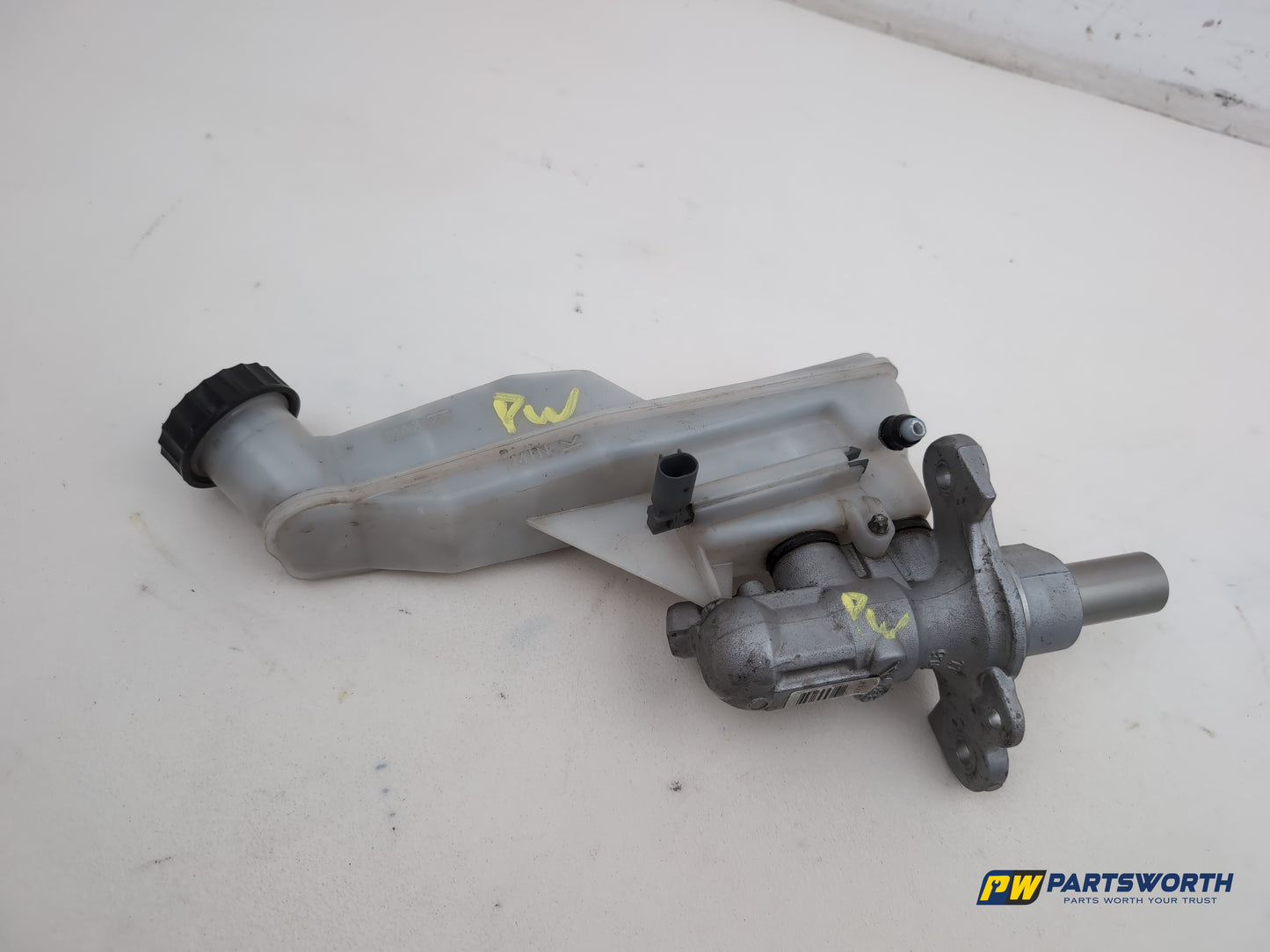 Brake Master Cylinder Assembly 6