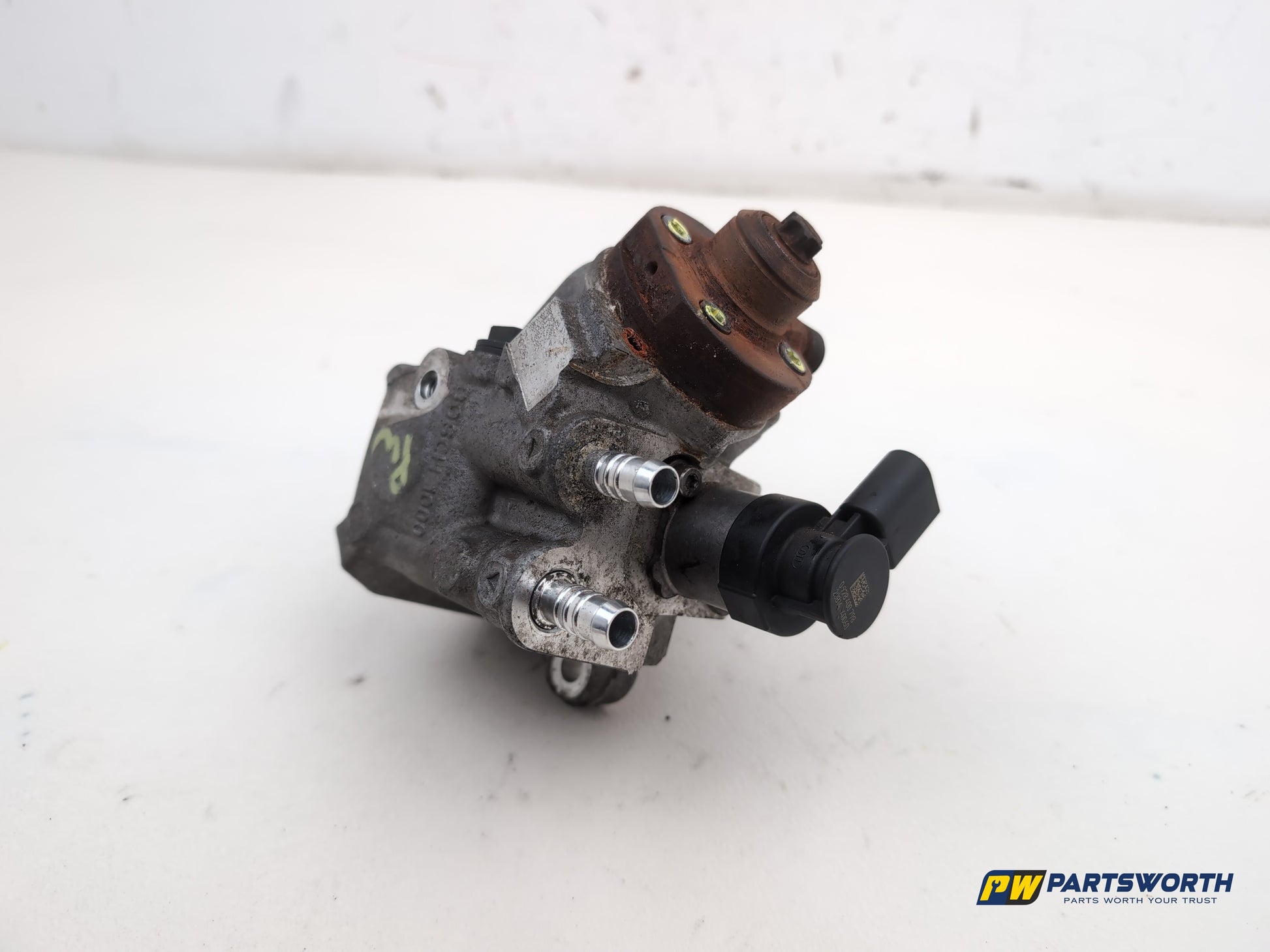 High pressure fuel pump 6