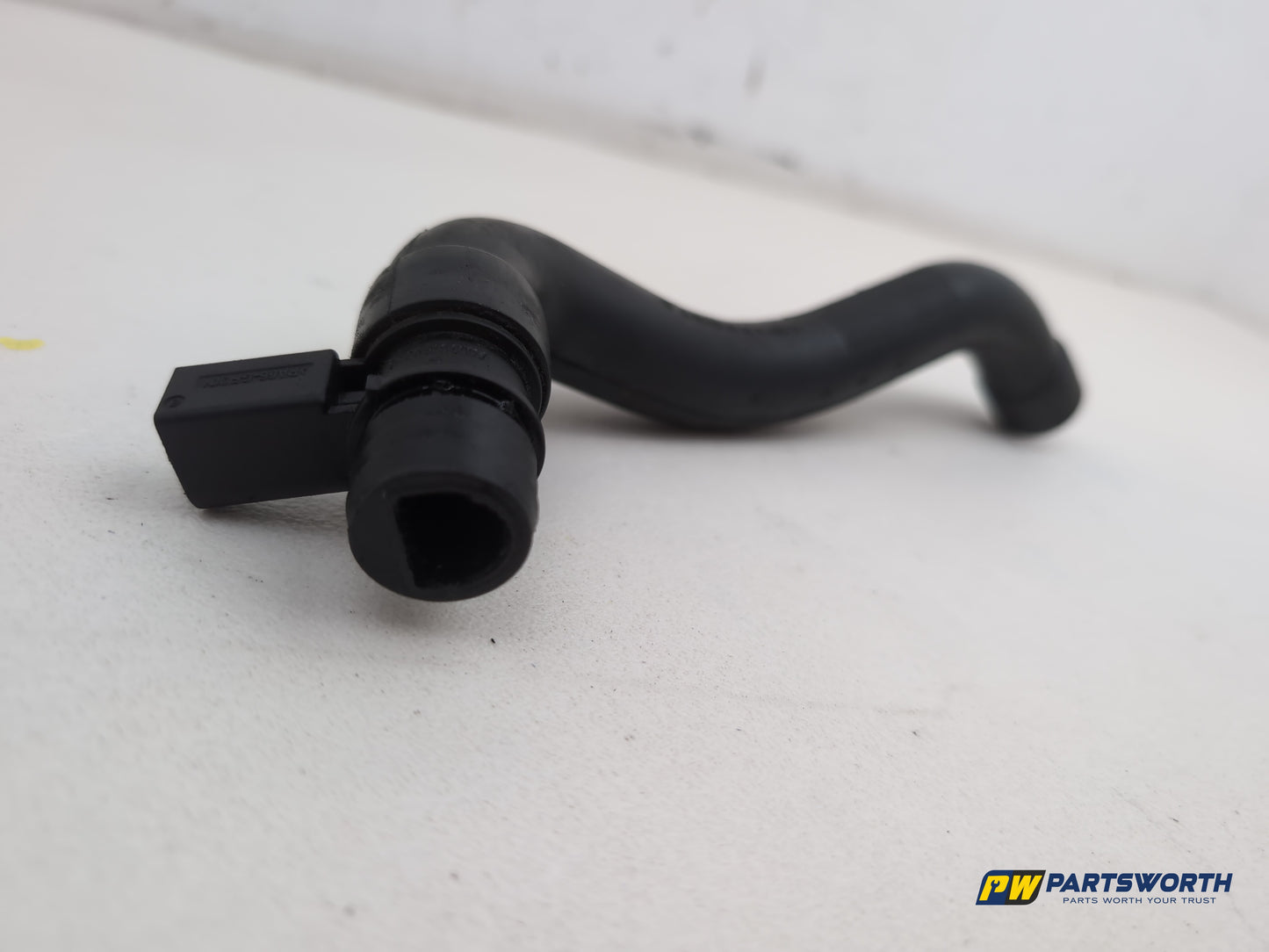 Mercedes-Benz B180 Blueefficiency Sport Diesel Breather Line Hose A6510100782 - photo 6
