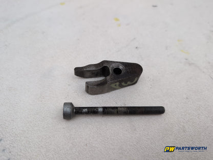 Mercedes-Benz B180 Blueefficiency Sport Cdi Fuel Injector Clamp And Bolt - photo 6