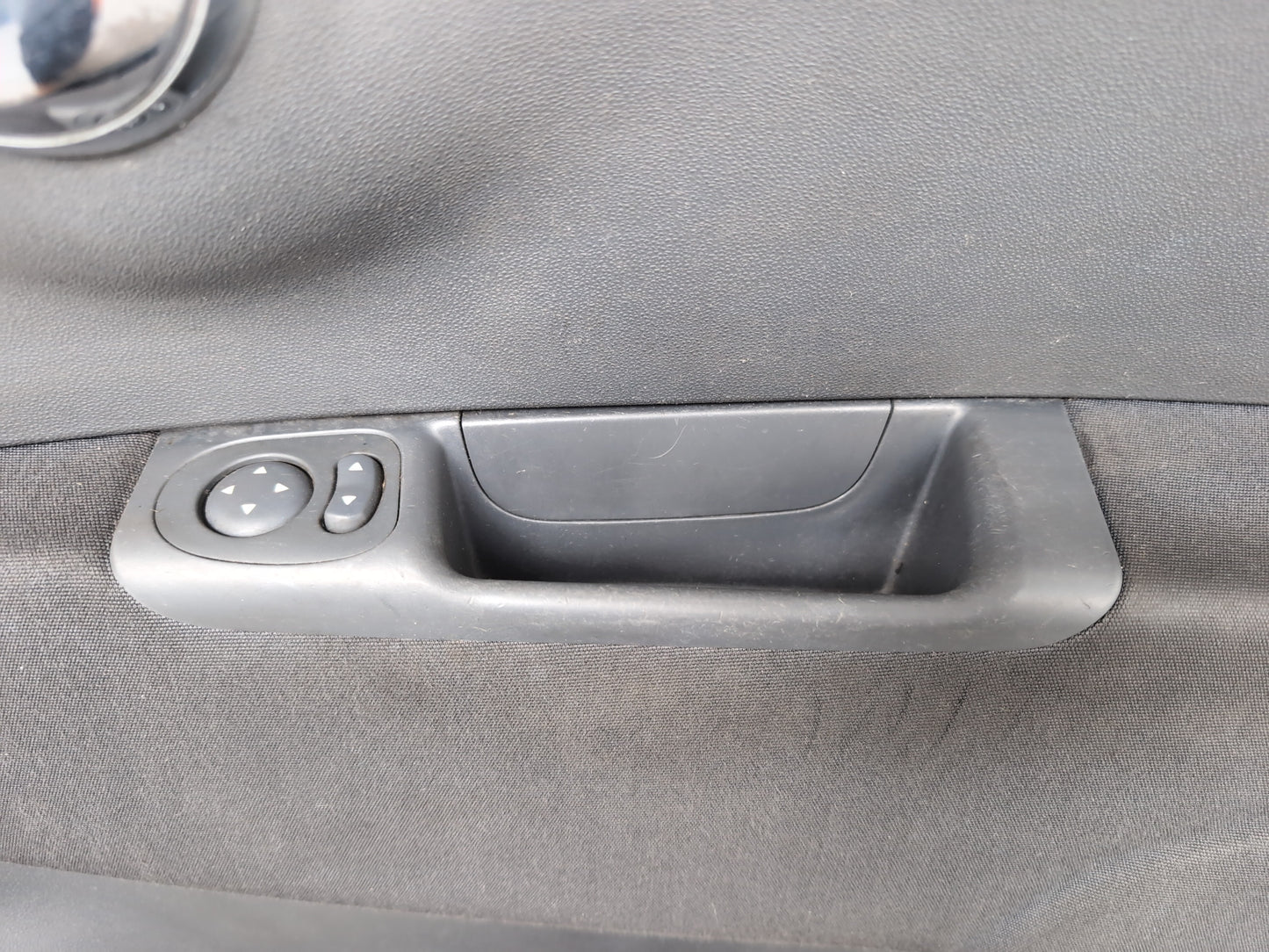 Door Front RH 12