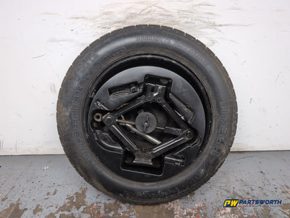 Space Saver Spare Wheel and Tool Kit  6