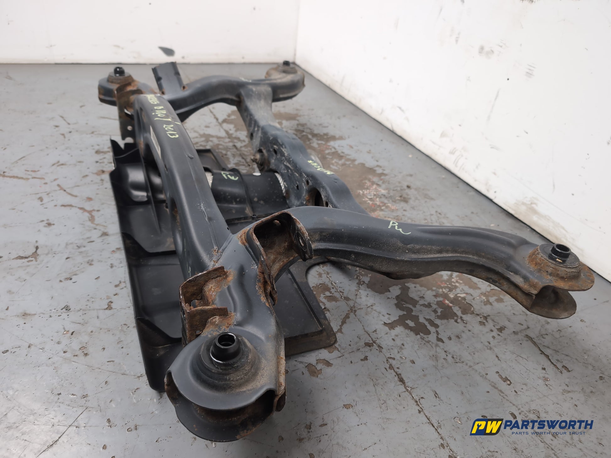 Mercedes-Benz B180 Blueefficiency Sport Cdi Rear Subframe Assembly 2011-2014 - photo 6