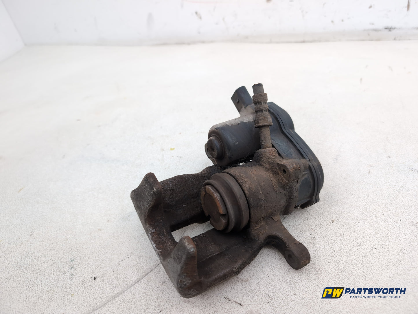 Brake Rear Caliper LH 6