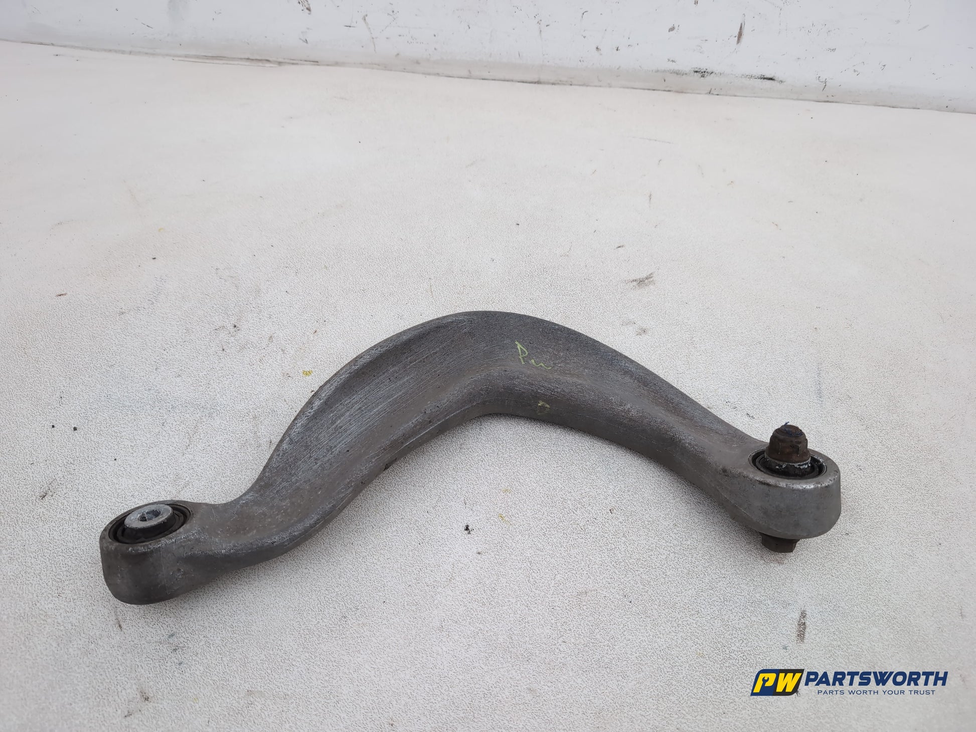 Suspension Arm Rear Wishbone RH 6