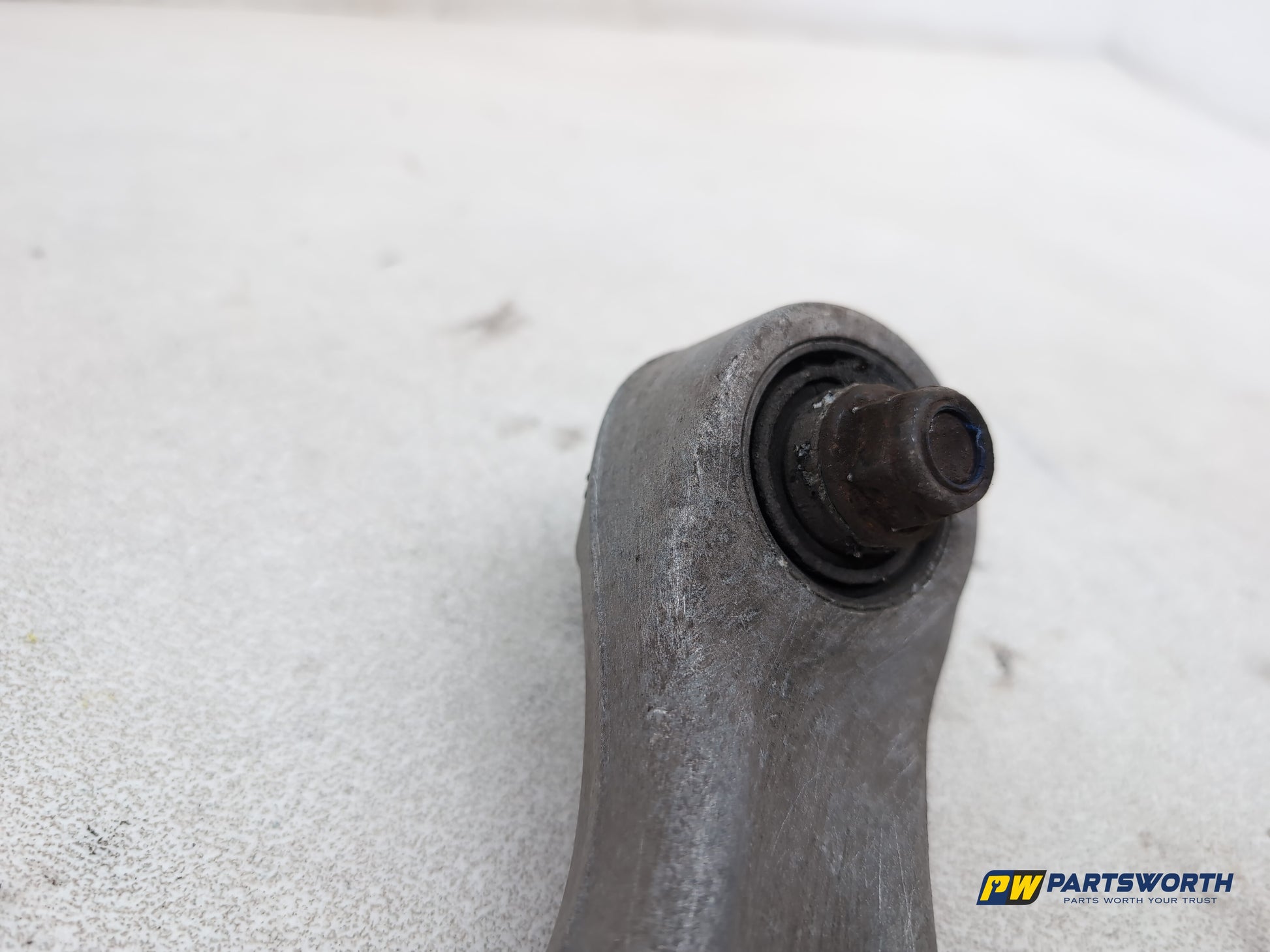 Suspension Arm Rear Wishbone LH 6