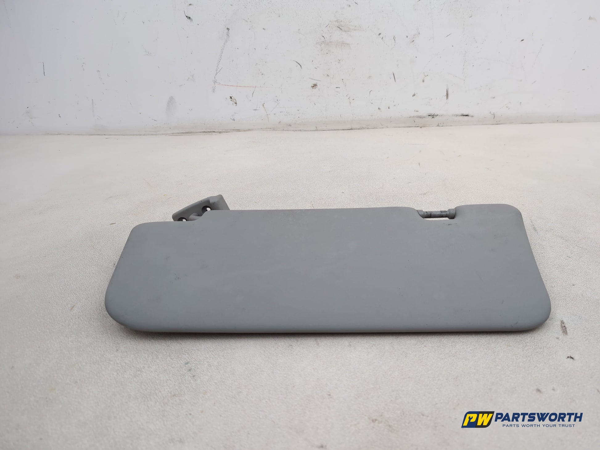 Sun Visor RH 6