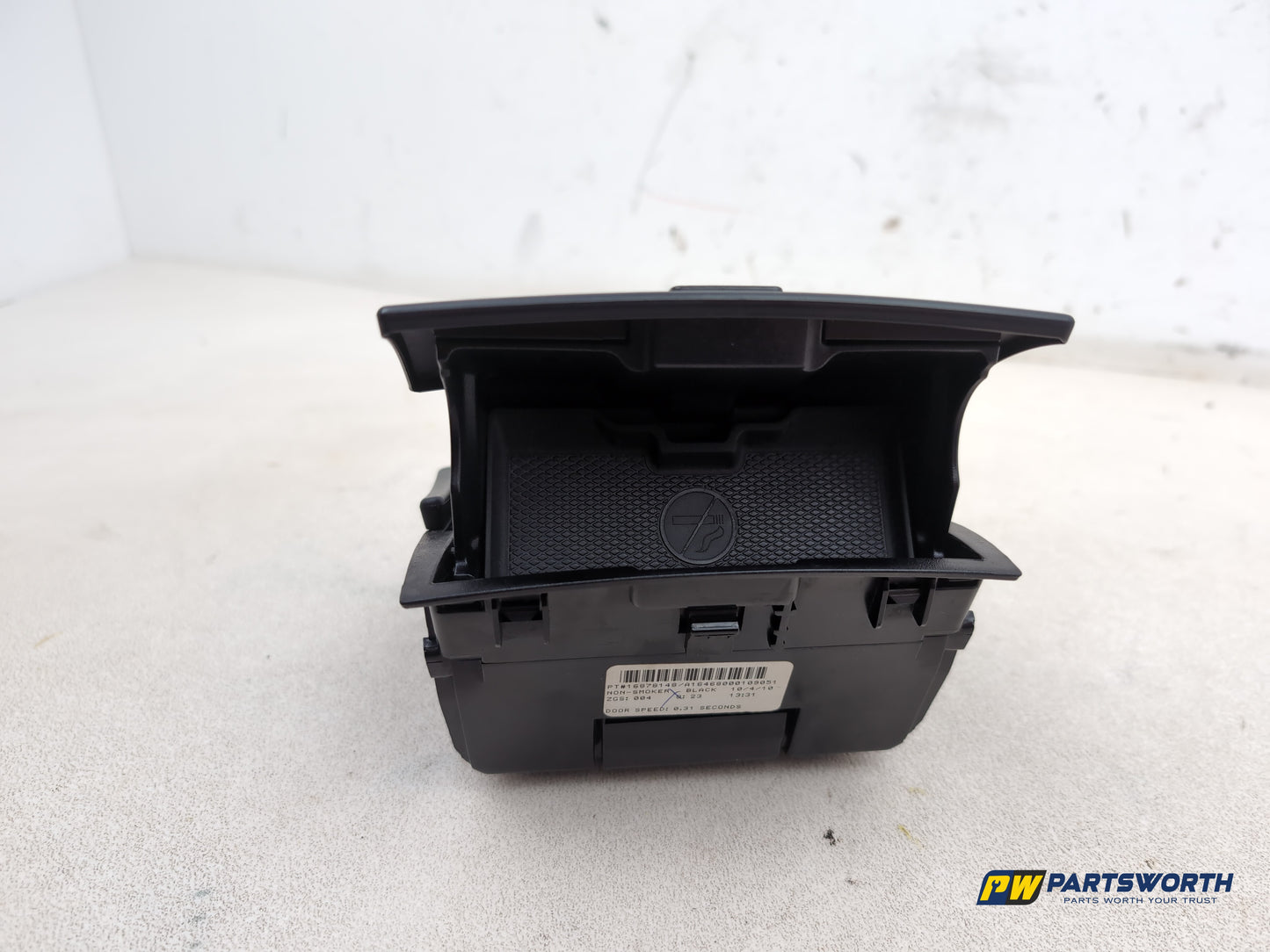 Mercedes-Benz Ml350 Spt Cdi Blueef-Cy A Centre Console Storage Tray A1646800010 - photo 6