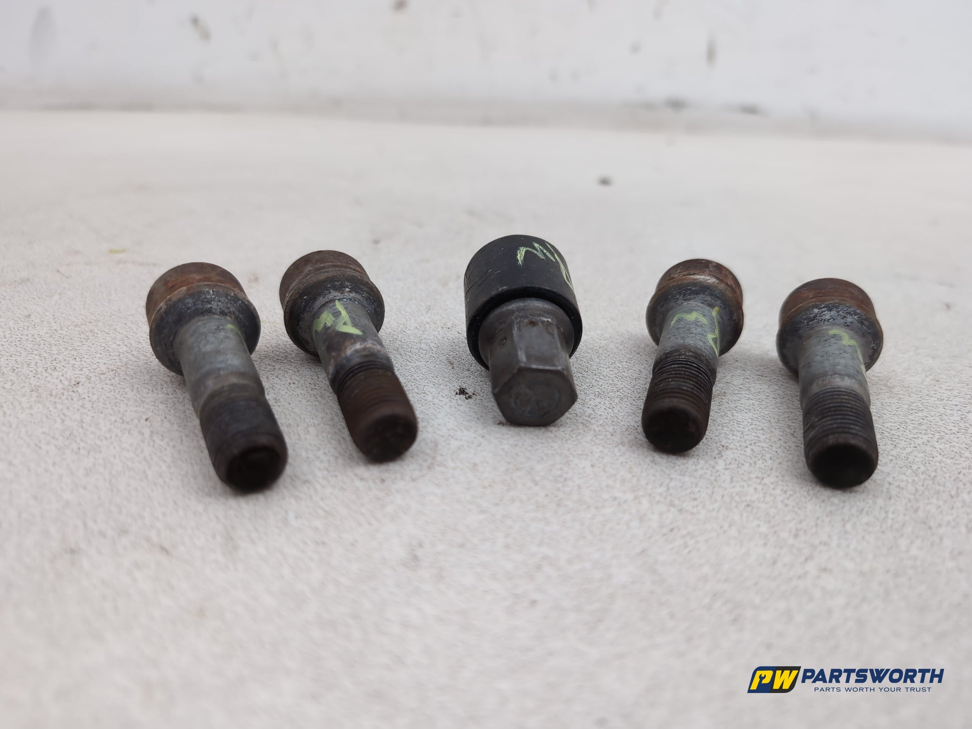 Mercedes-Benz Ml350 Spt Cdi Blueef-Cy Wheel Bolt Locking Nut Set - photo 6