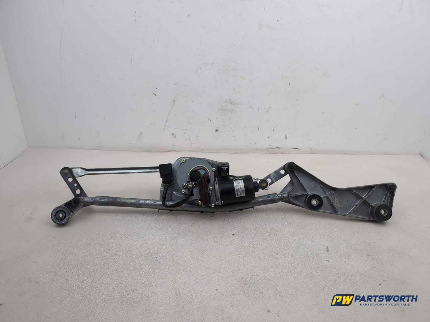 Front Wiper Motor & Mechanism / Linkage 3