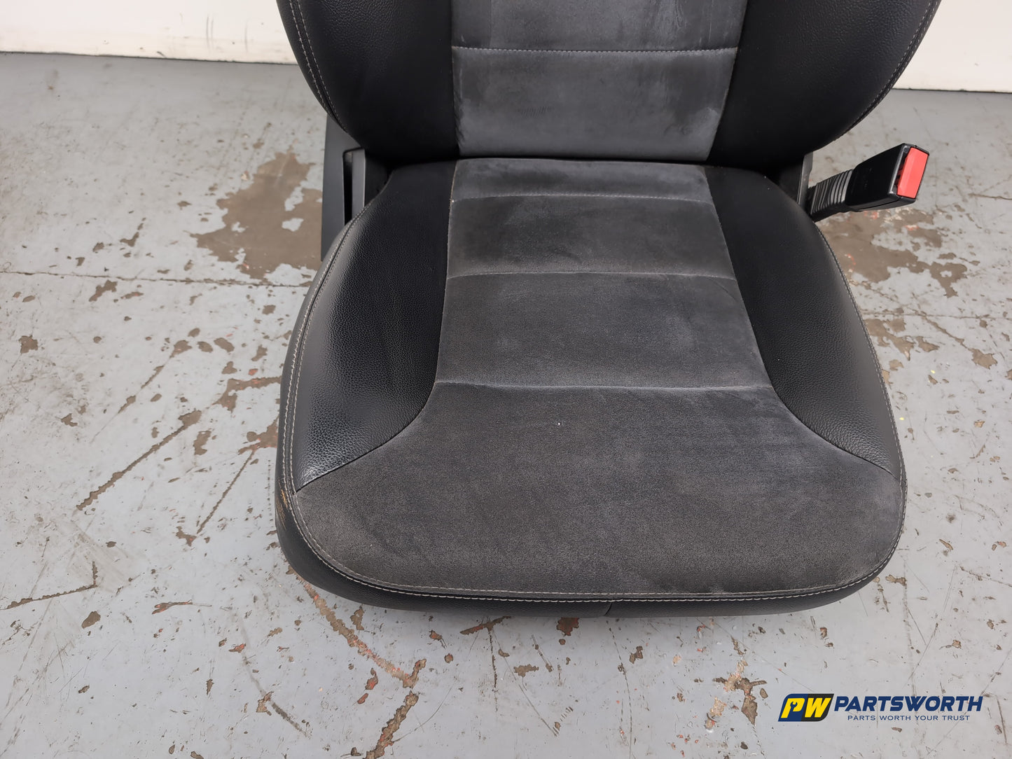 Mercedes-Benz Ml350 Spt Cdi Blueef-Cy A Half Leatgher Front Right Drivers Seat - photo 6