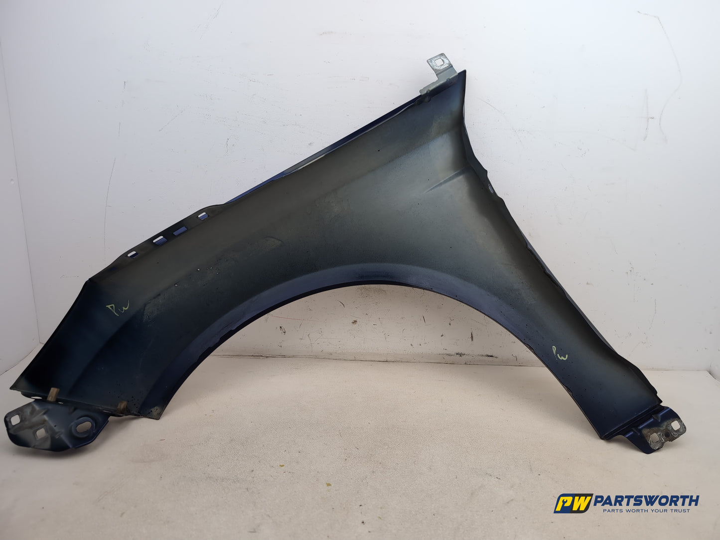 Wing Front RH 6