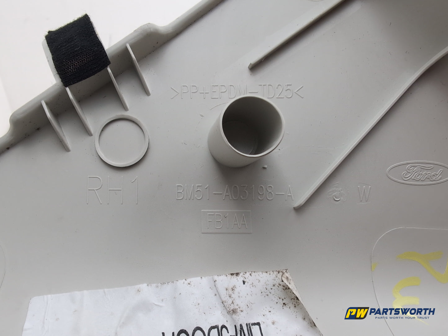 Ford Focus Zetec Turbo Rh A Pillar Trim Driver Side Bm51a03198a 2014-2018 - photo 6