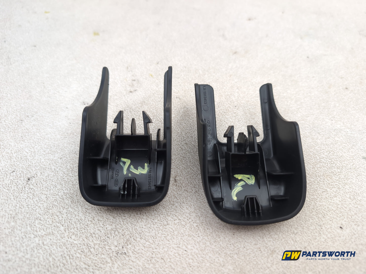 Kia Sportage 3 Sat Nav Crdi Left Passenger Side Seat Trims 1913443 2010-2013 - photo 6