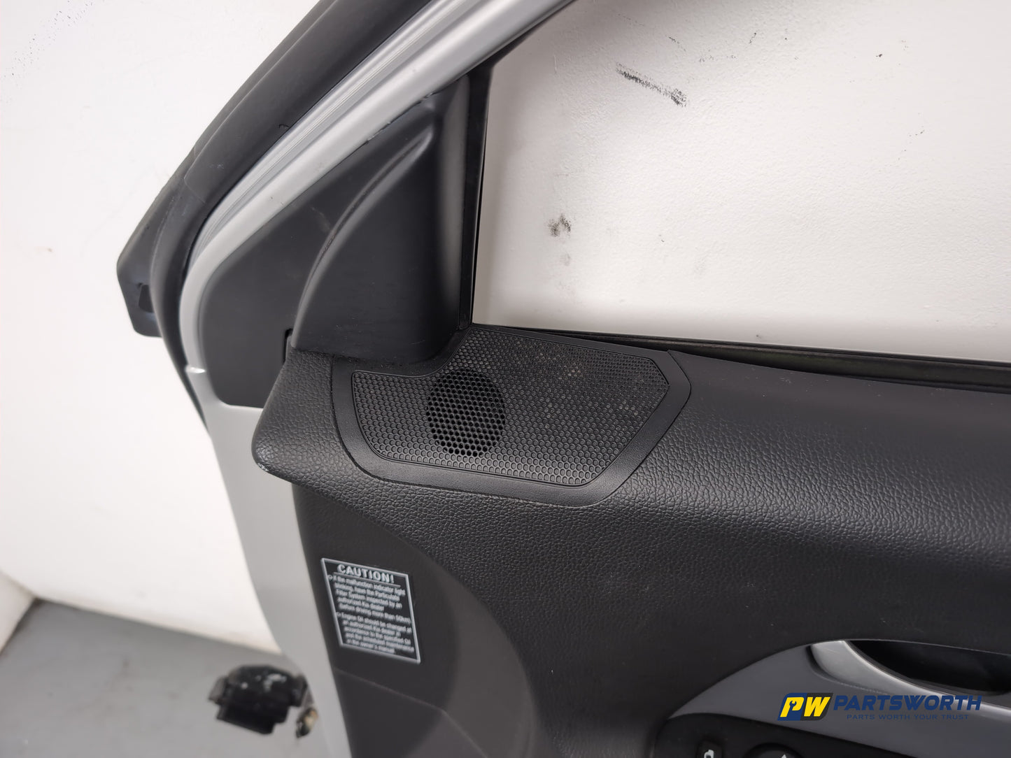 Door Front RH 12