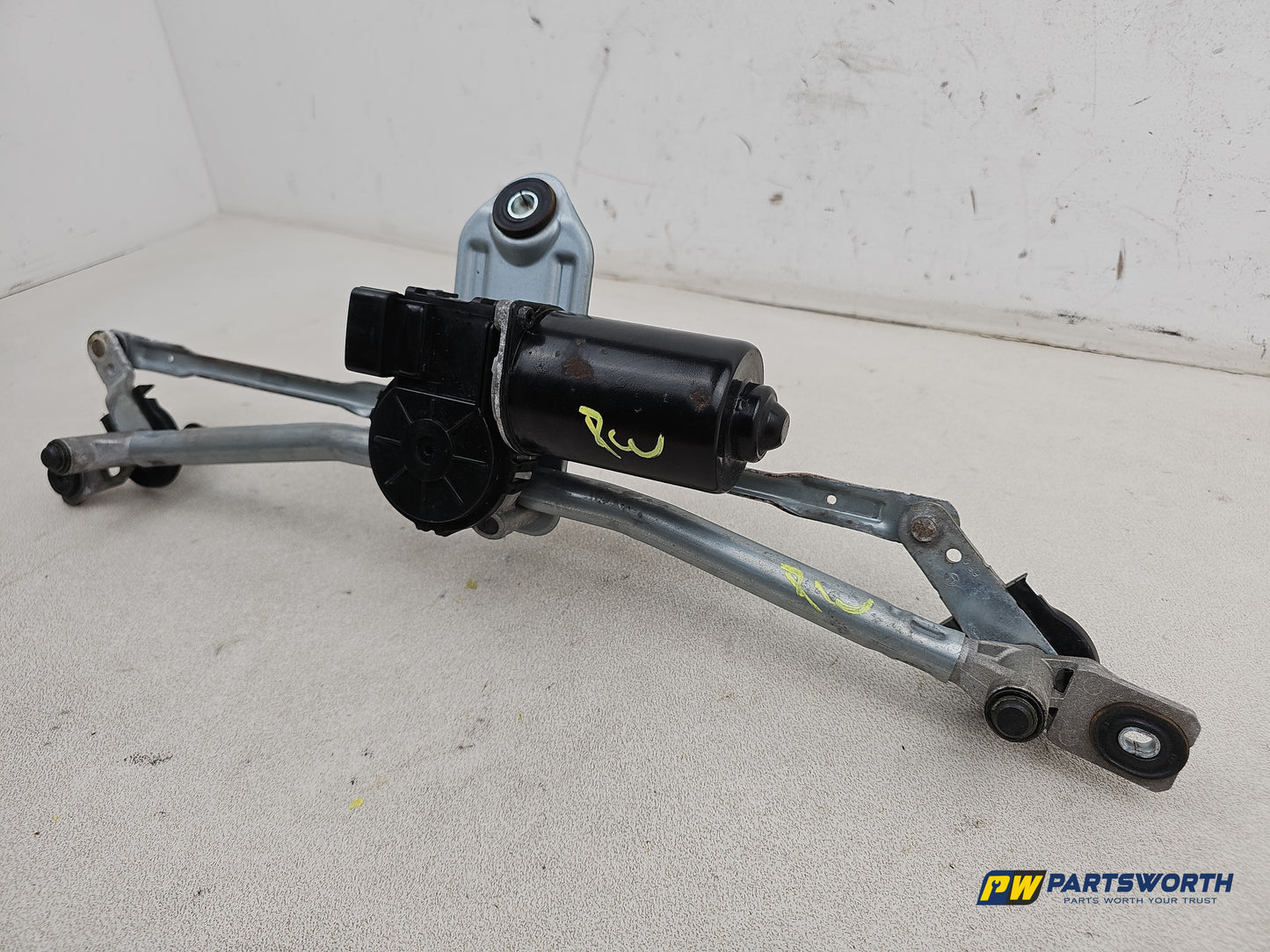 Front Wiper Motor & Mechanism / Linkage 6