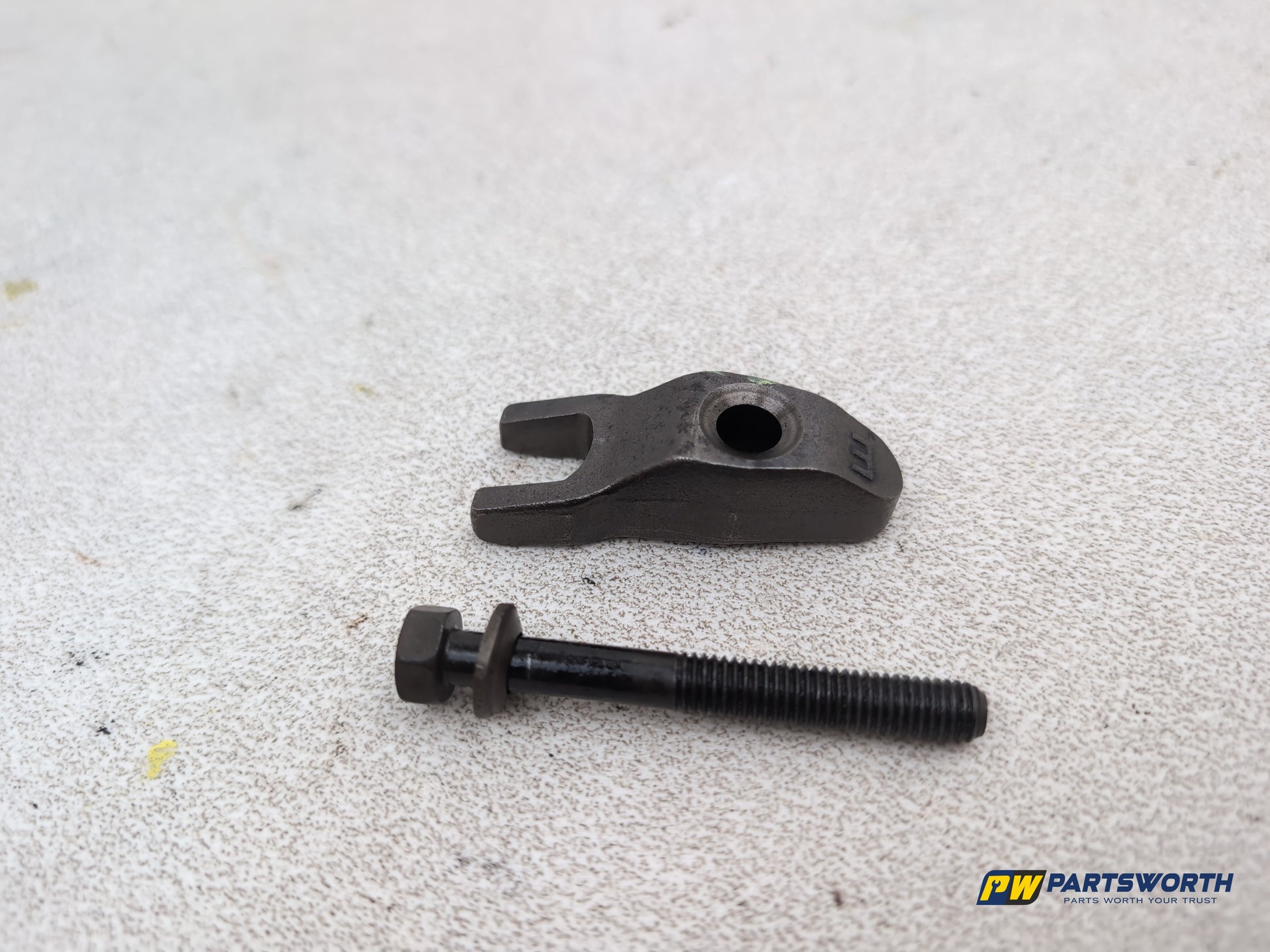Kia Sportage 3 Sat Nav Crdi Fuel Injector Bracket Clamp And Bolt 2010-2015 - photo 6