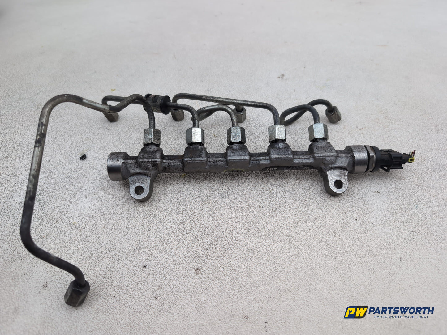 Fuel Rail 3