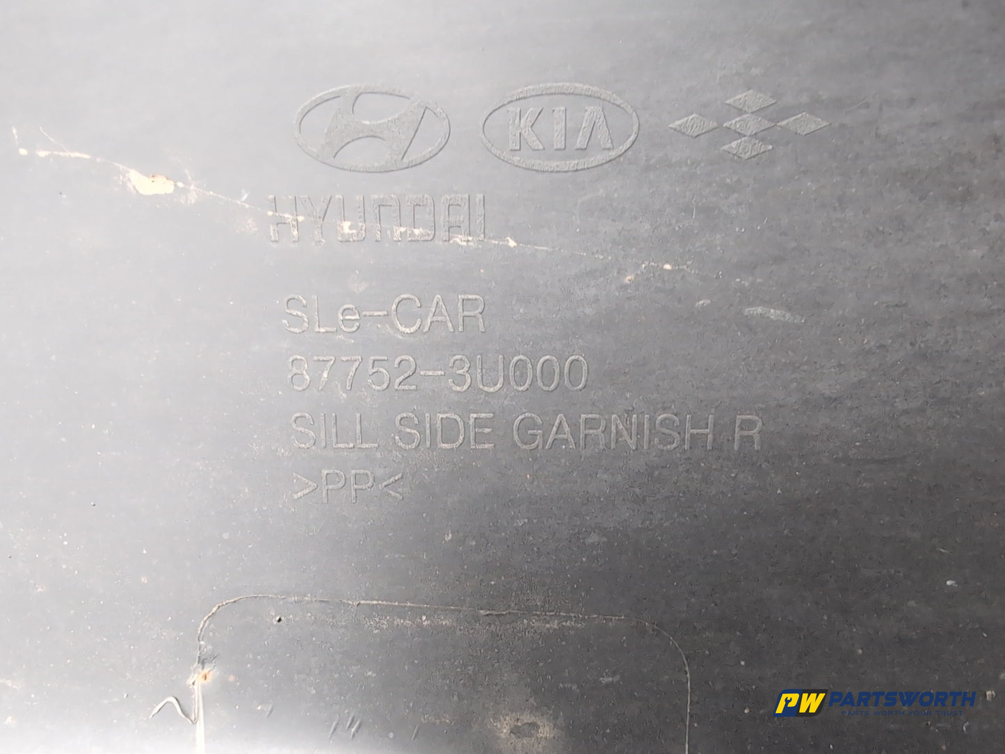Side Skirt RH 6