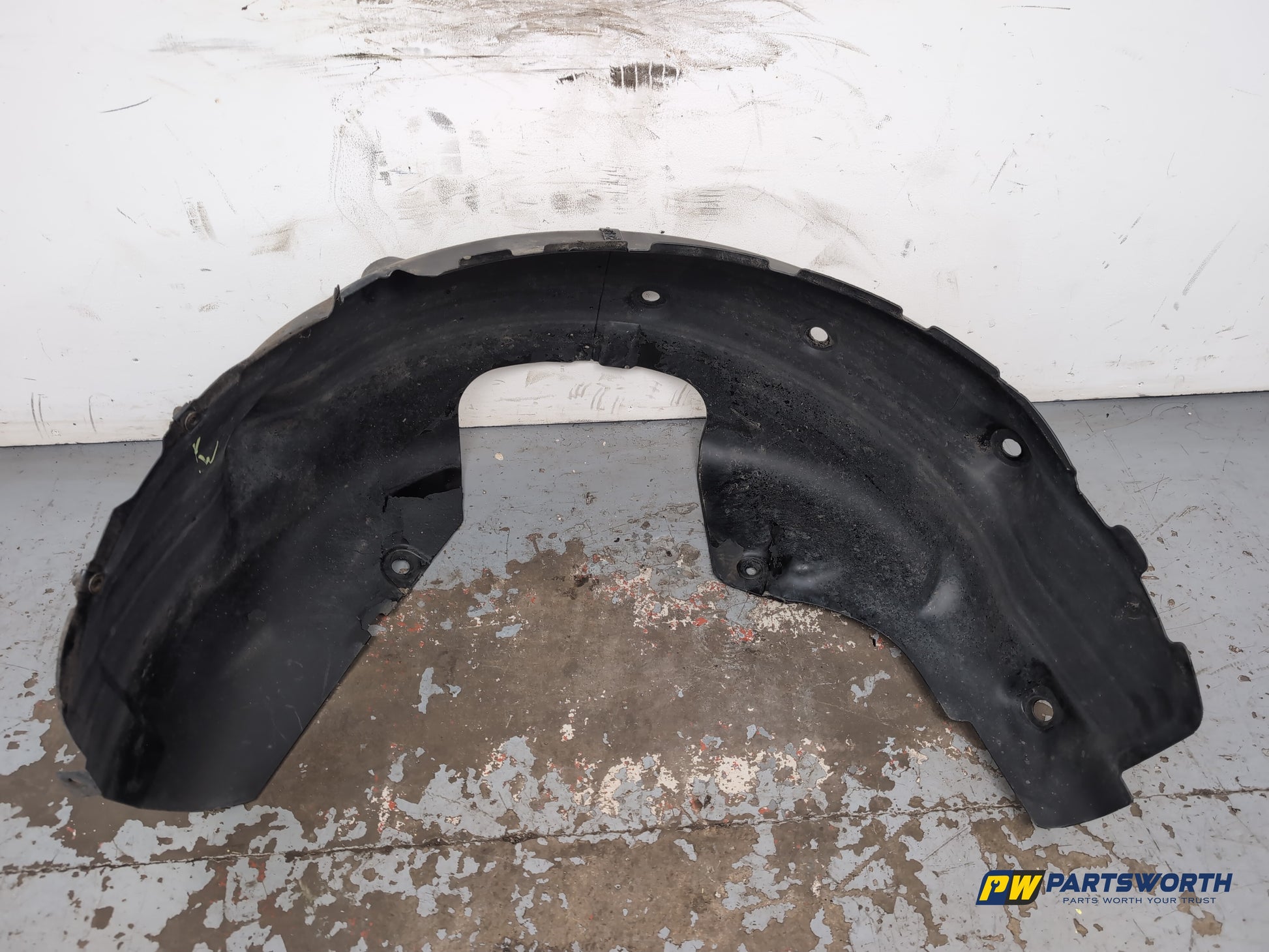 Moulding Wheel Arch Rear RH 6