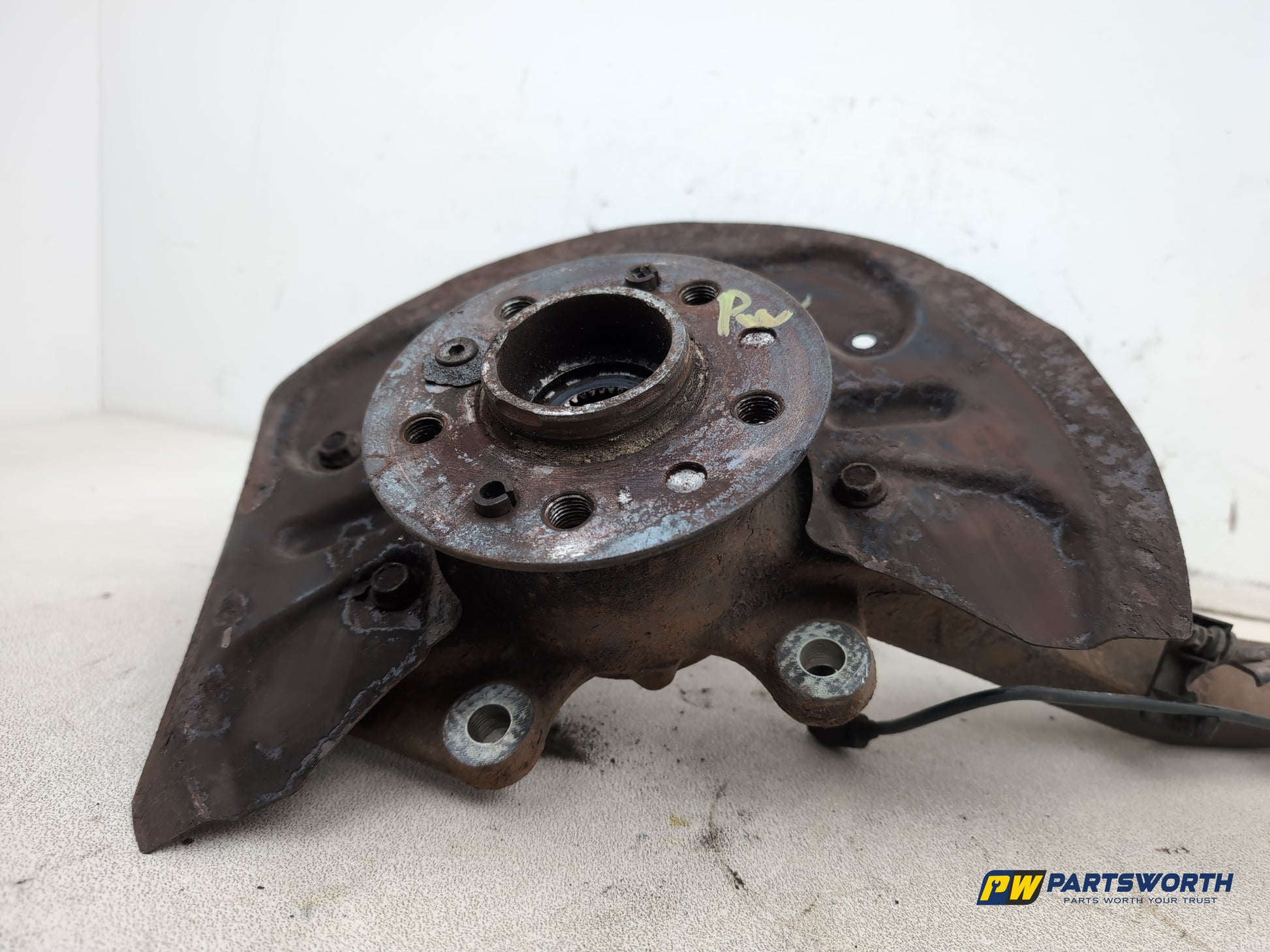 Mercedes-Benz Ml300 Sport Cdi Blue-Cy Wheel Hub Front Lh Passenger Side - photo 6