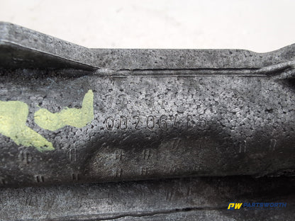 Mercedes-Benz Ml300 Sport Engine Inlet Manifold Air Charge Right A6420907737 - photo 6