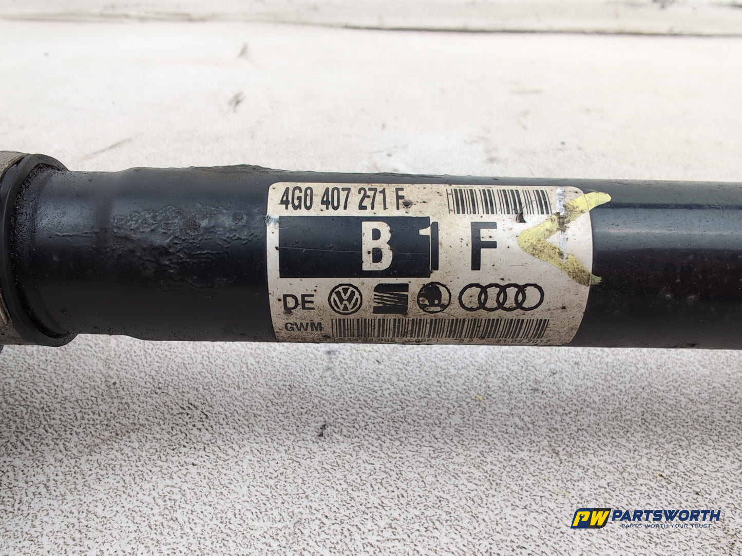 Audi A6 Se Tdi Quattro Auto Driveshaft Front Lh Passenger Side 4g0407271f - photo 6