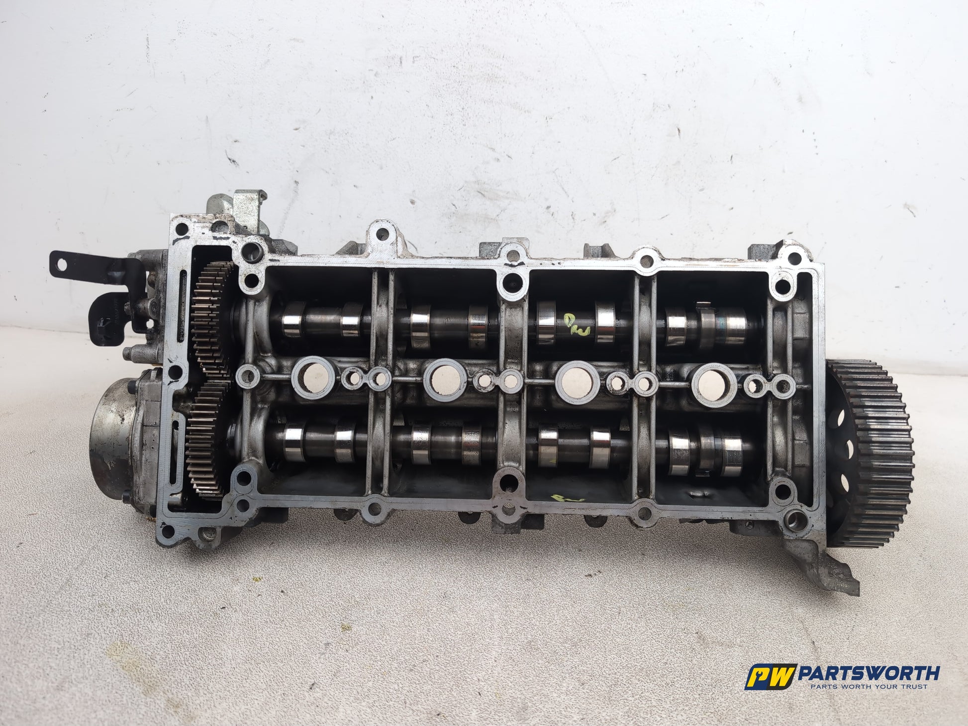 Camshaft Cover  6